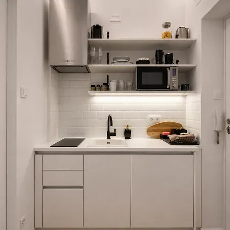 Zen Apartment *